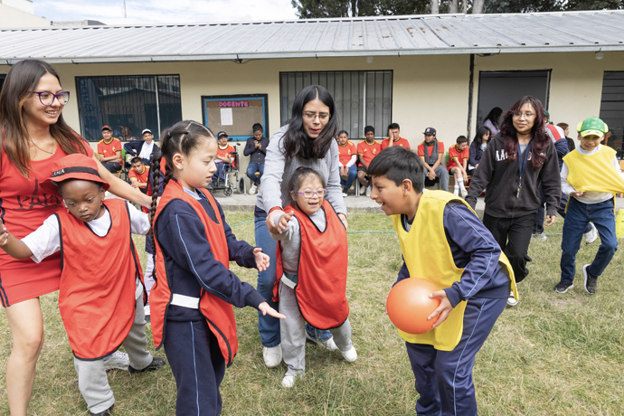 Estudiantes de la Unidad Educativa Especializada del Norte